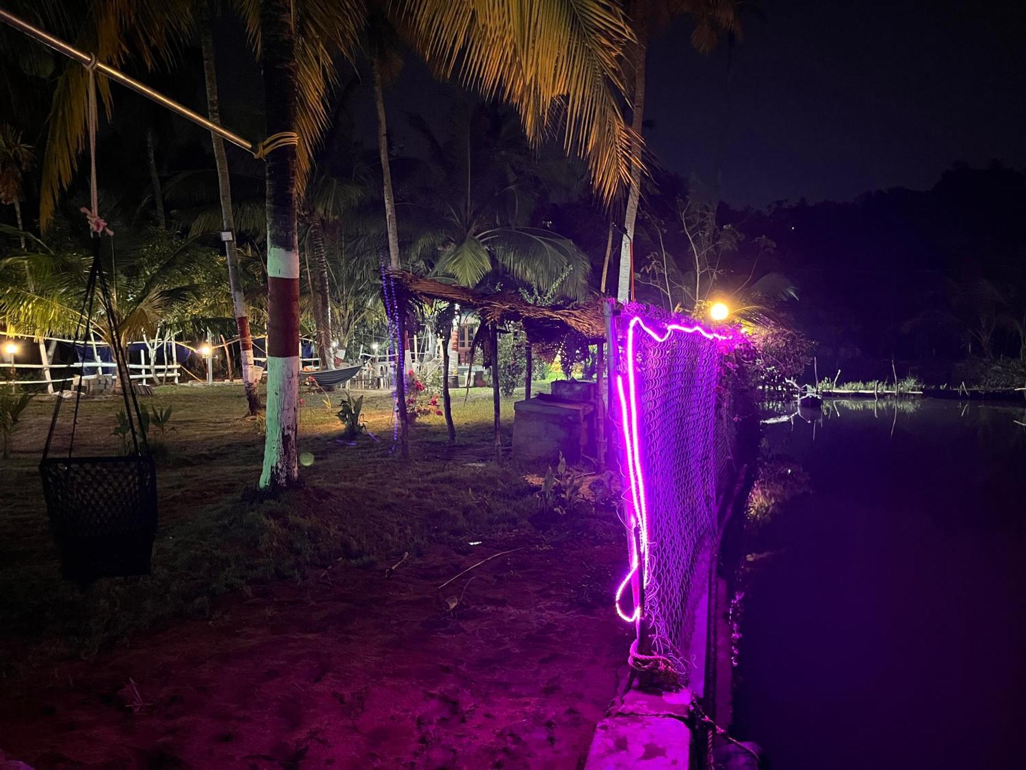 Lake Homes 瓦尔卡拉 外观 照片